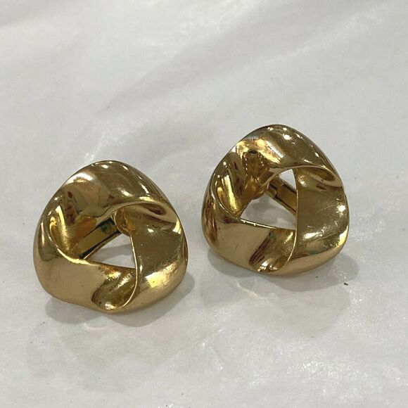 Vintage Vendome Clip On Earrings Gold Tone Infinity Ribbon Design Screw Backs - Picture 1 of 6